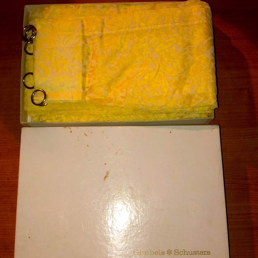 VINTAGE 1960’s Never Used, New In Box Gimbal’s kitchen drapes/curtains yellow